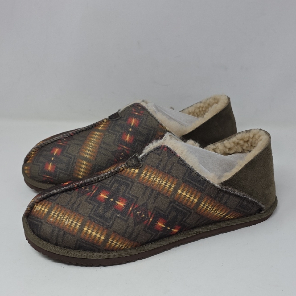 Pendleton Multicolor Patterned Men's Couch Cruise… - image 1